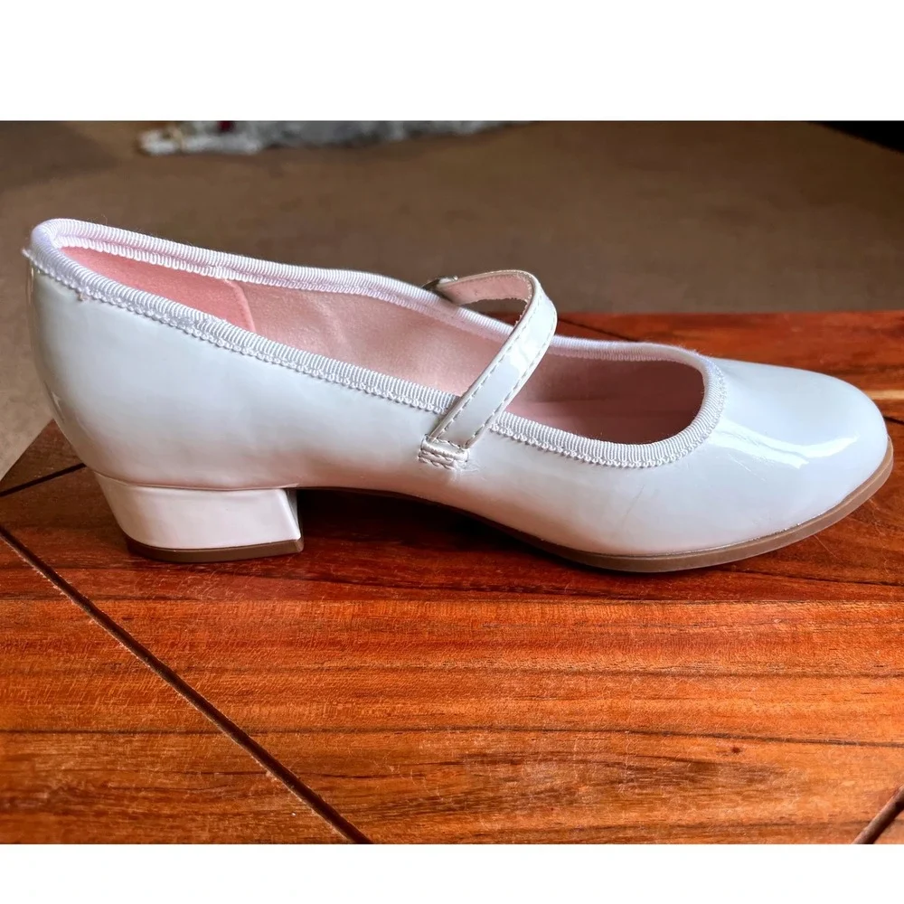 Cat & Jack Girls White Patent Mary Jane Block Heel Dress Shoes Size 2 NEW